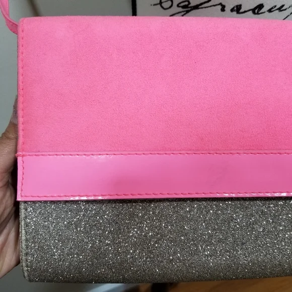 H&M Crossbody Clutch Purse Color Pink And Silver Glitters...!! - Picture 2 of 13